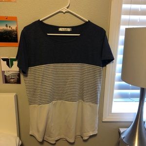 Women’s medium YinJeys short sleeve